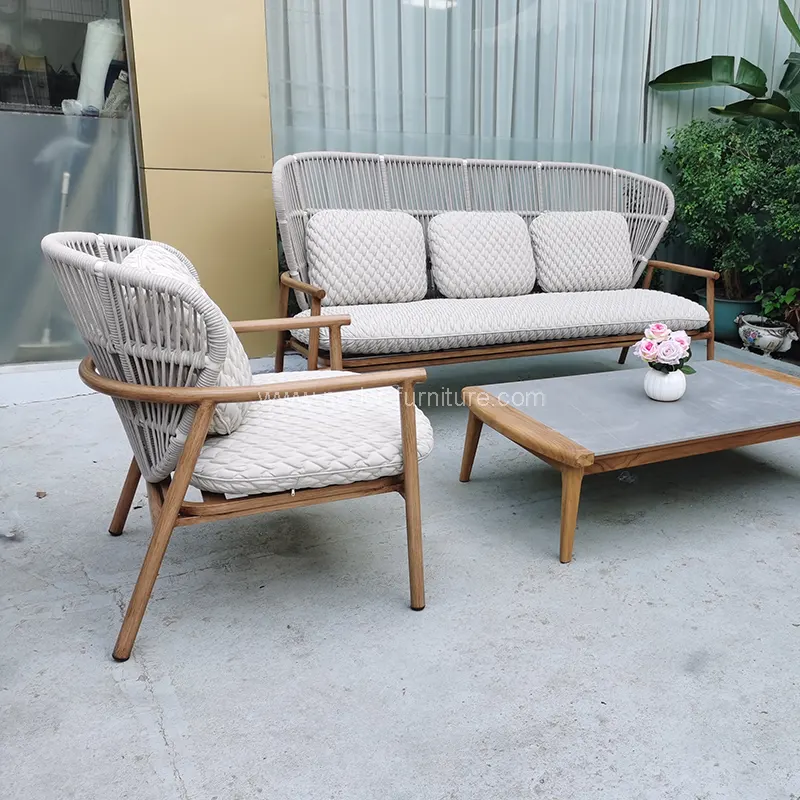 Matibay na teak na lubid sa labas ng sofa