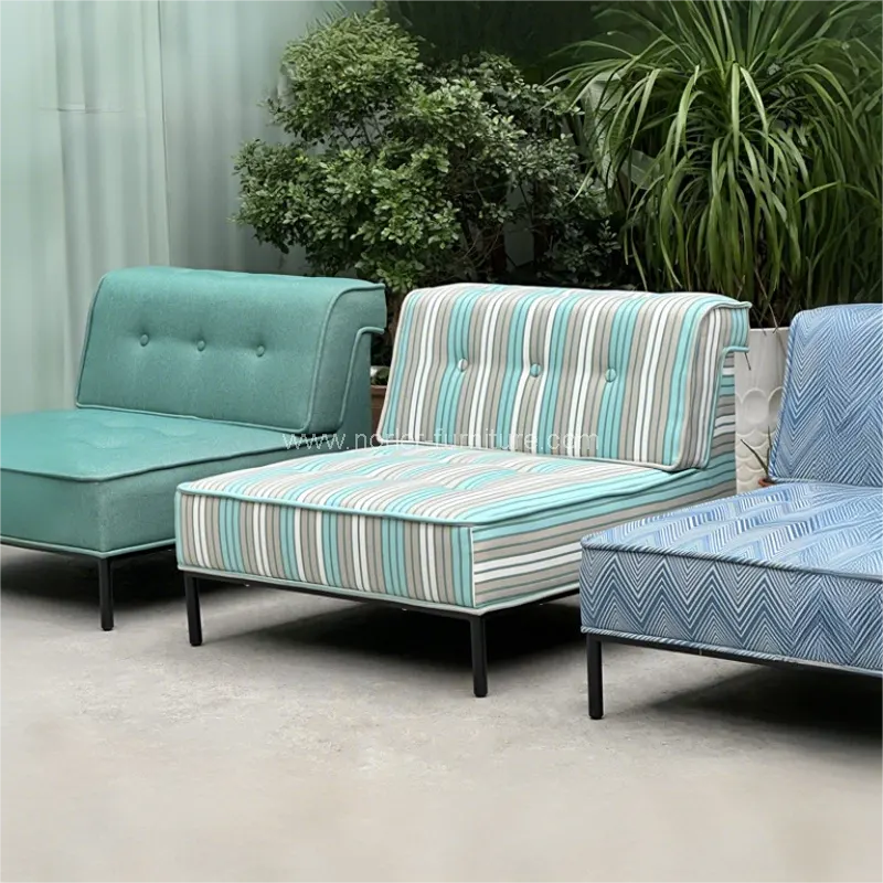 Pinakabagong hindi tinatagusan ng tubig panlabas na naka -upholstered malambot