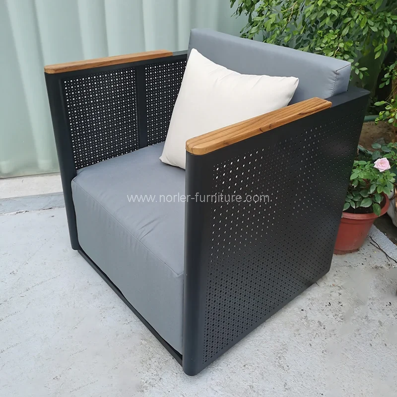 Modernong panlabas na aluminyo frame teak armrest sofa