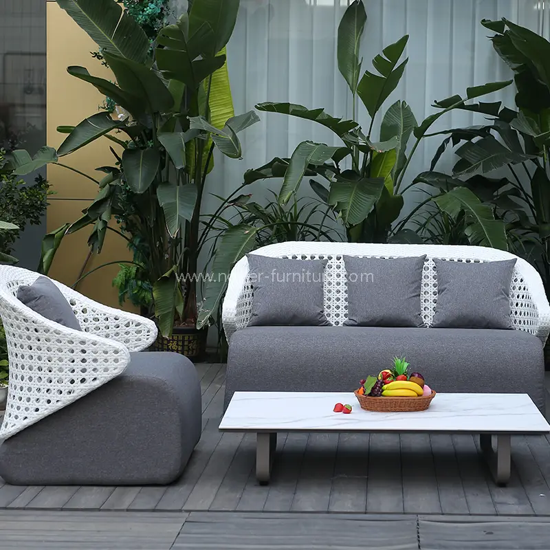 Panlabas na aluminyo frame puting kamay pinagtagpi rattan backrest sofa
