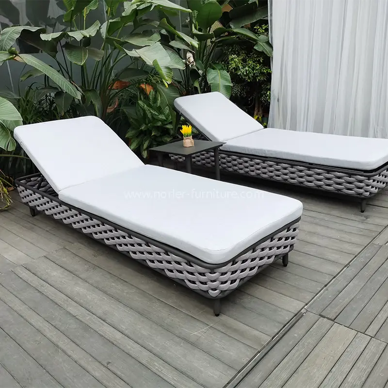 Panlabas na komportableng rattan weaving sun lounger