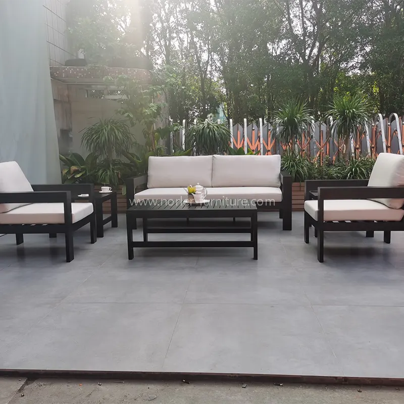 Panlabas na simpleng aluminyo haluang metal na hindi tinatagusan ng tubig sofa