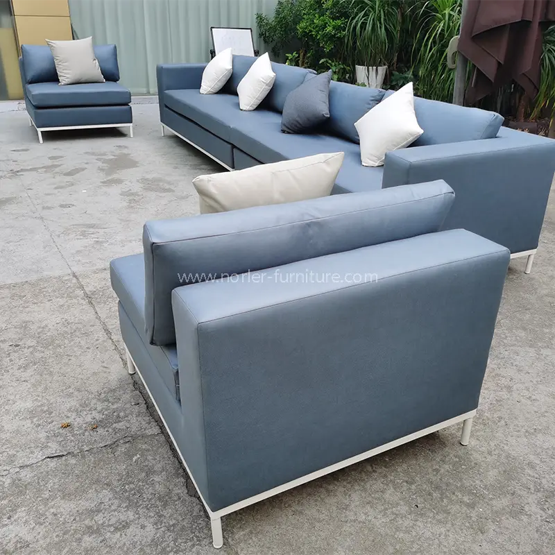 Panlabas na hindi tinatagusan ng tubig asul na katad na aluminyo alloy frame sofa